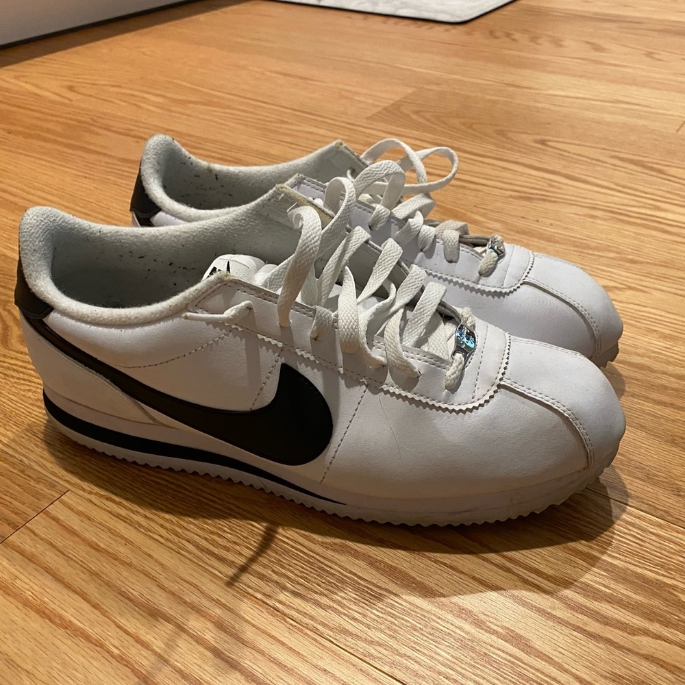 NIKE CORTEZ SIZE 12 MENS SHOE GOOD CONDITION